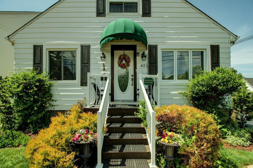 Williams Gate Bed & Breakfast Private Suites 나이아가라온더레이크 외부 사진
