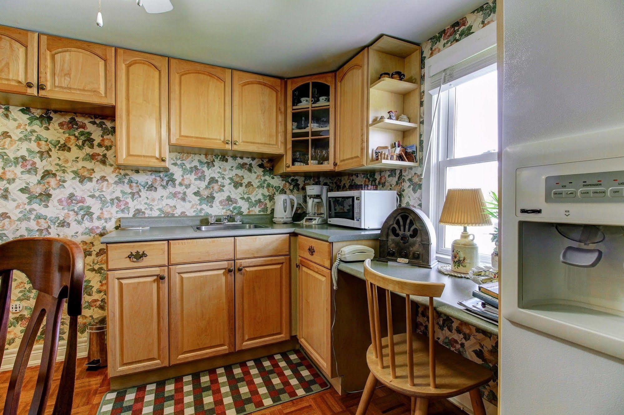 Williams Gate Bed & Breakfast Private Suites 나이아가라온더레이크 외부 사진